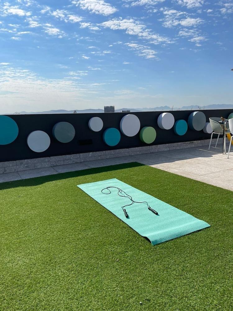 Zest Boutique Hotel By The Living Journey Collection Fokváros Kültér fotó